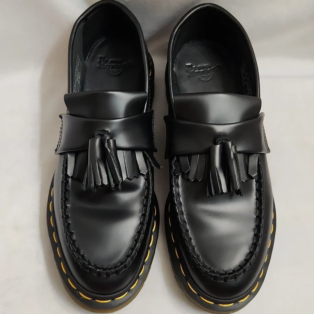 Dr. Martens Adrian Tassel Leather Casual Black Loafers (Uni M Size 7, W Size 8) - Picture 6 of 14